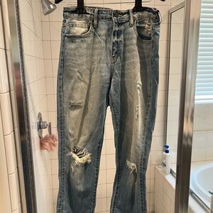 Hidden women’s jeans